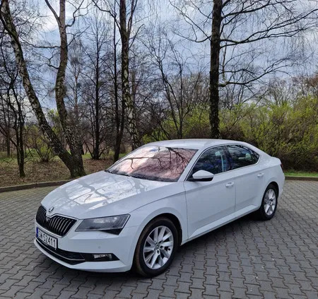 śląskie Skoda Superb cena 105000 przebieg: 34811, rok produkcji 2019 z Opole